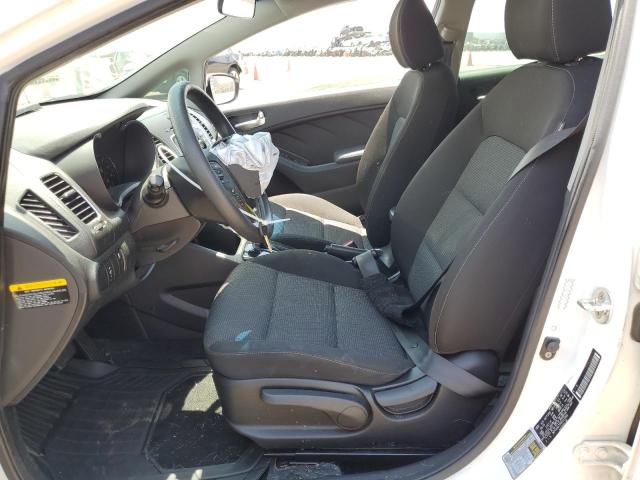 Photo 7 from auction – 2017 KIA FORTE LX with VIN 3KPFK4A75HE011893