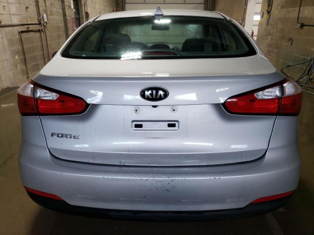 Photo 6 from auction – 2016 KIA FORTE LX with VIN KNAFX4A6XG5605833