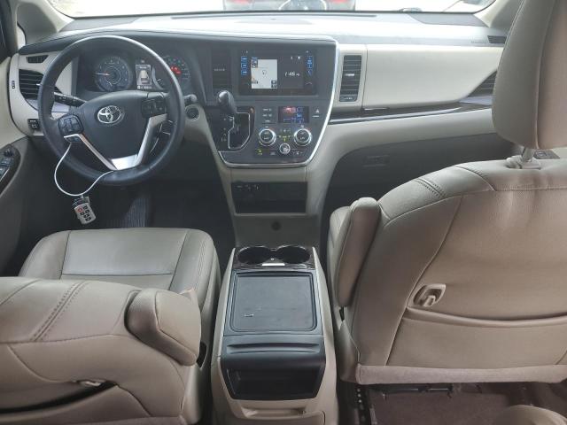 Photo 8 from auction – 2017 TOYOTA SIENNA XLE with VIN 5TDYZ3DC0HS806248