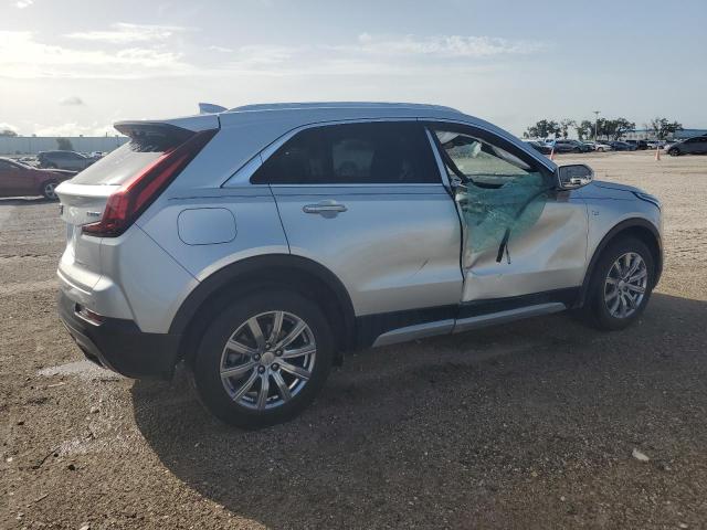 Photo 3 from auction – 2020 CADILLAC XT4 PREMIU with VIN 1GYFZCR44LF094158