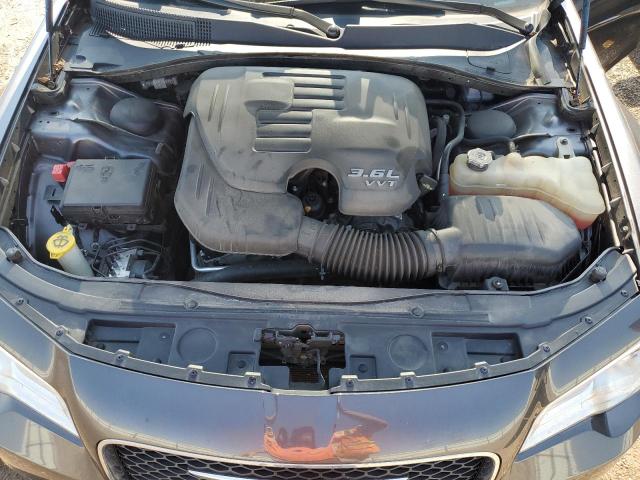Photo 11 from auction – 2016 CHRYSLER 300 LIMITE with VIN 2C3CCARG3GH334785