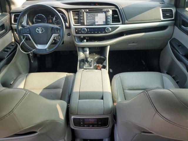 Photo 8 from auction – 2015 TOYOTA HIGHLANDER with VIN 5TDJKRFH2FS177106