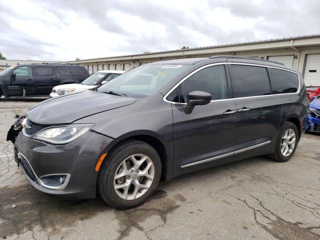 CHRYSLER PACIFICA T 2017 with VIN 2C4RC1BG3HR667645 - Photo from auction