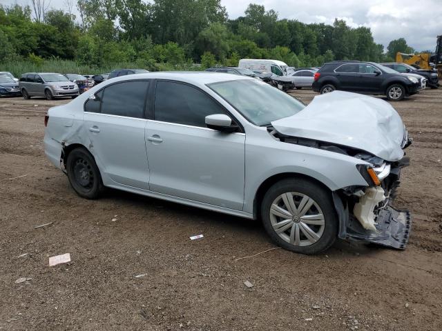 Photo 4 from auction – 2017 VOLKSWAGEN JETTA S with VIN 3VW2B7AJ6HM355005