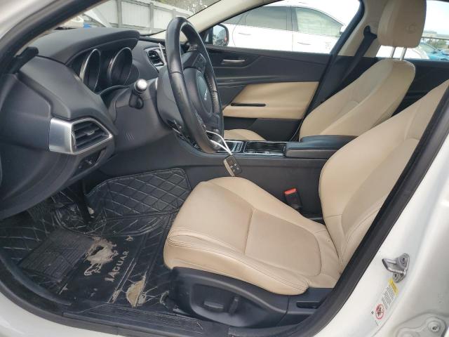 Photo 7 from auction – 2017 JAGUAR XE with VIN SAJAR4BG2HA972377
