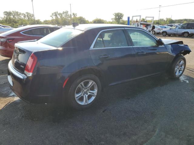 Photo 3 from auction – 2017 CHRYSLER 300 LIMITE with VIN 2C3CCARG6HH530222