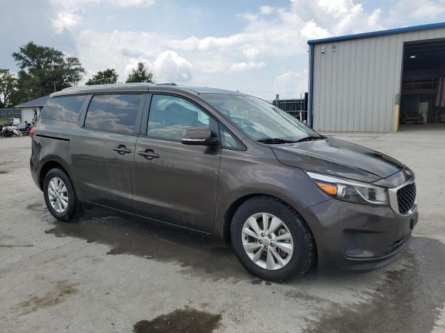 Photo 4 from auction – 2017 KIA SEDONA LX with VIN KNDMB5C18H6332175