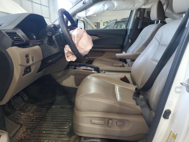 Photo 7 from auction – 2019 HONDA PILOT TOUR with VIN 5FNYF6H69KB035122