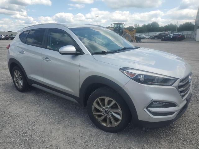 Photo 4 from auction – 2018 HYUNDAI TUCSON SEL with VIN KM8J3CA4XJU672040