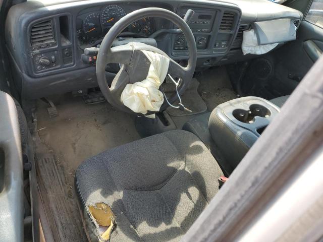 Photo 8 from auction – 2004 CHEVROLET SILVERADO with VIN 1GCHK29U64E193732