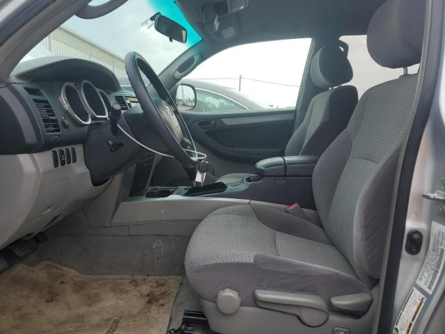Photo 7 from auction – 2004 TOYOTA 4RUNNER SR with VIN JTEBU14R740026656