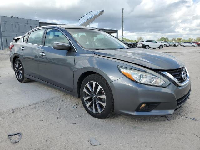 Photo 4 from auction – 2017 NISSAN ALTIMA 2.5 with VIN 1N4AL3AP3HC263172