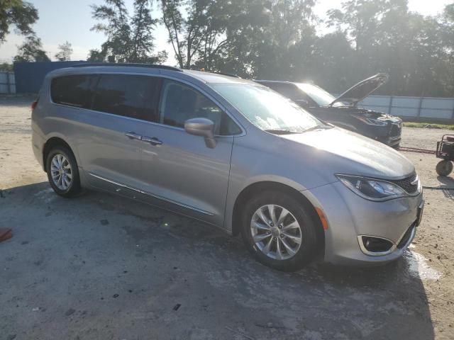 Photo 4 from auction – 2017 CHRYSLER PACIFICA T with VIN 2C4RC1BG6HR583433
