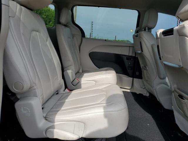 Photo 11 from auction – 2017 CHRYSLER PACIFICA T with VIN 2C4RC1EG5HR677847