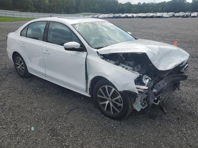 Photo 4 from auction – 2018 VOLKSWAGEN JETTA SE with VIN 3VWDB7AJ3JM260500