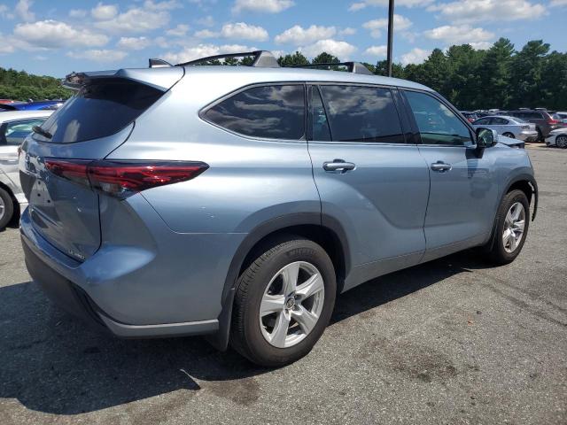 Photo 3 from auction – 2022 TOYOTA HIGHLANDER with VIN 5TDBZRBH2NS242010