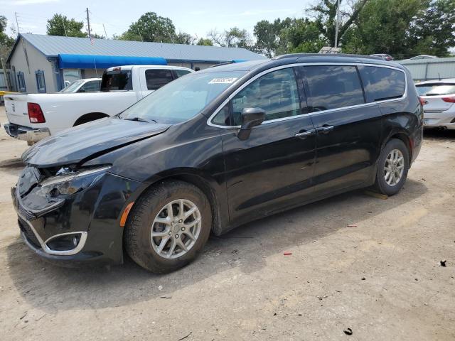 CHRYSLER PACIFICA T 2017 with VIN 2C4RC1BG1HR771616 - Photo from auction
