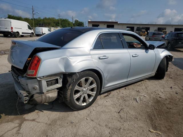 Photo 3 from auction – 2013 CHRYSLER 300 S with VIN 2C3CCAGT6DH590446
