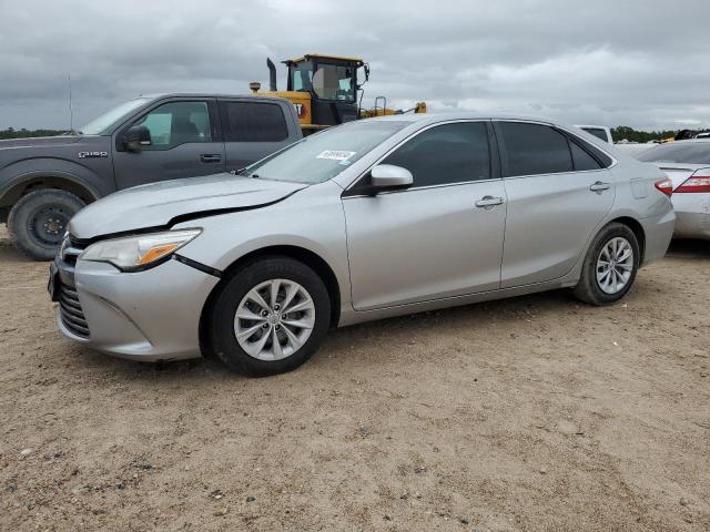 TOYOTA CAMRY LE 2015 with VIN 4T4BF1FK1FR452158 - Photo from auction