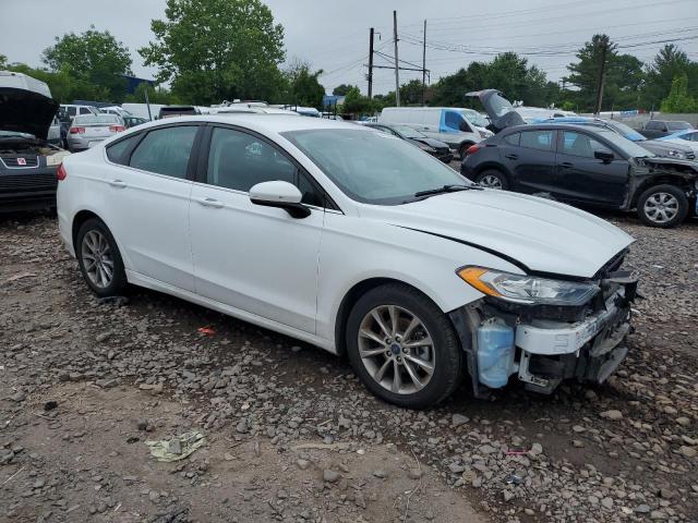 Photo 4 from auction – 2017 FORD FUSION SE with VIN 3FA6P0H71HR383312
