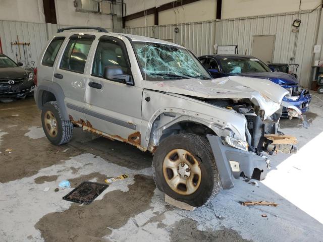 Photo 4 from auction – 2005 JEEP LIBERTY SP with VIN 1J4GL48K35W693468