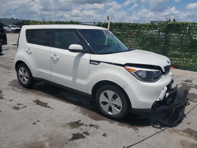 Photo 4 from auction – 2016 KIA SOUL with VIN KNDJN2A27G7405582
