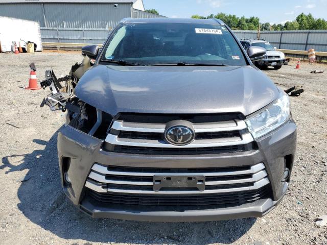Photo 5 from auction – 2018 TOYOTA HIGHLANDER with VIN 5TDJZRFHXJS862605