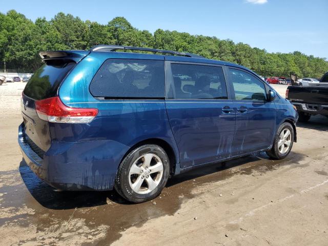 Photo 3 from auction – 2011 TOYOTA SIENNA LE with VIN 5TDKK3DC7BS156397