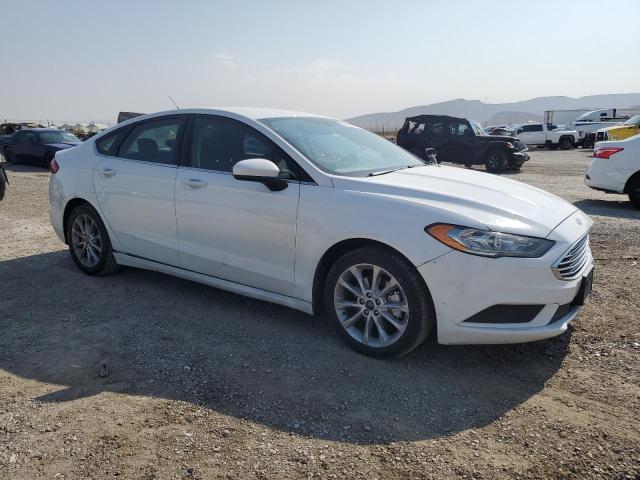 Photo 4 from auction – 2017 FORD FUSION SE with VIN 3FA6P0LU6HR385618