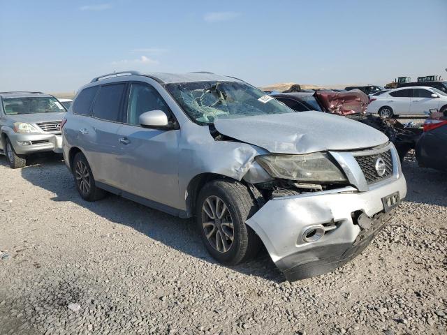 Photo 4 from auction – 2015 NISSAN PATHFINDER with VIN 5N1AR2MN9FC635376