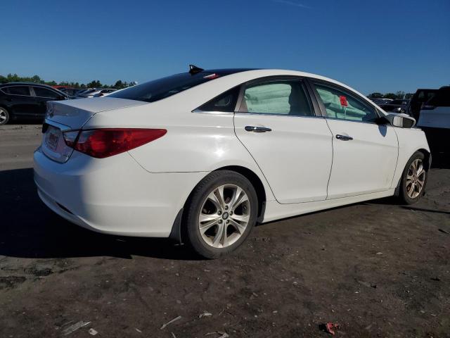 Photo 3 from auction – 2013 HYUNDAI SONATA SE with VIN 5NPEC4AC2DH620922