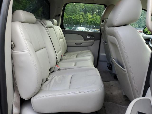 Photo 10 from auction – 2010 CHEVROLET AVALANCHE with VIN 3GNVKFE09AG260963