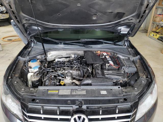 Photo 11 from auction – 2014 VOLKSWAGEN PASSAT SE with VIN 1VWBN7A31EC044684