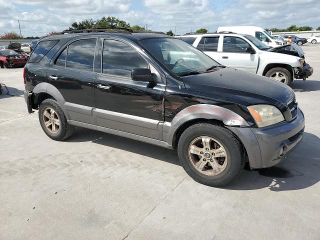 Photo 4 from auction – 2003 KIA SORENTO EX with VIN KNDJD733935161770