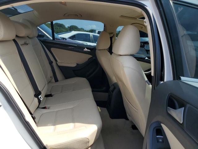 Photo 10 from auction – 2016 VOLKSWAGEN JETTA SEL with VIN 3VWL07AJ2GM377513