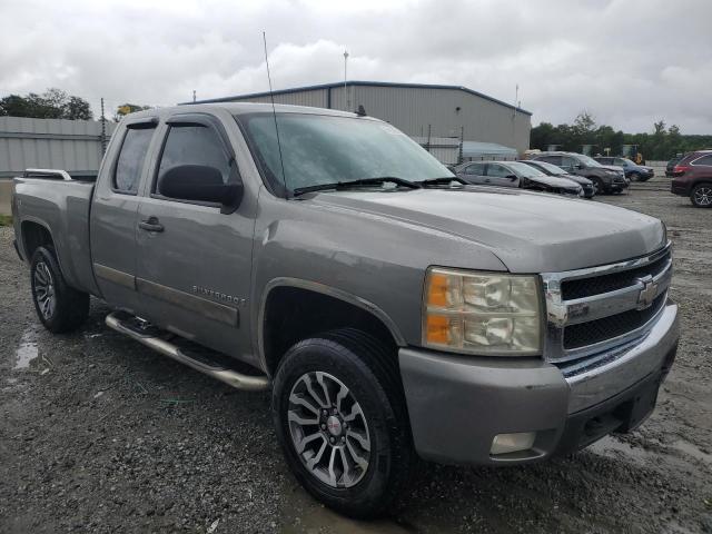 Photo 4 from auction – 2007 CHEVROLET SILVERADO with VIN 2GCEK19J571613781