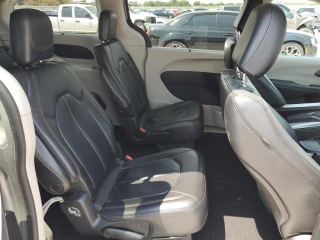 Photo 11 from auction – 2017 CHRYSLER PACIFICA T with VIN 2C4RC1BG6HR759414