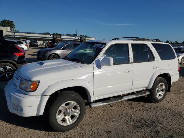 TOYOTA 4RUNNER SR 2002 with VIN JT3GN86R820256883 - Photo from auction