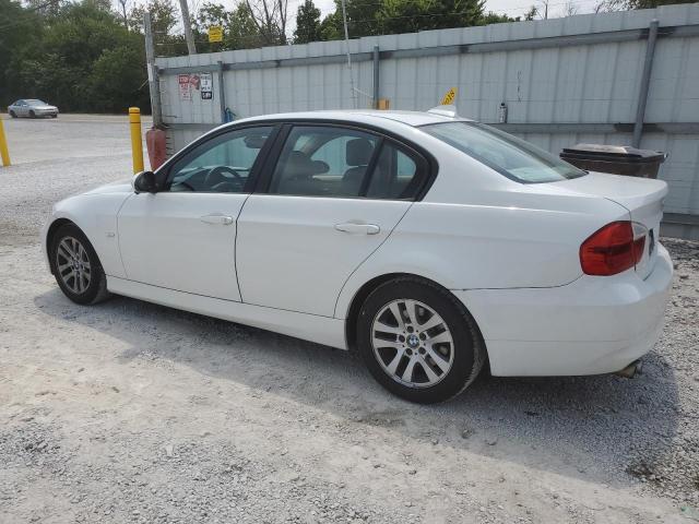Photo 2 from auction – 2007 BMW 328 XI with VIN WBAVC93527KX56501