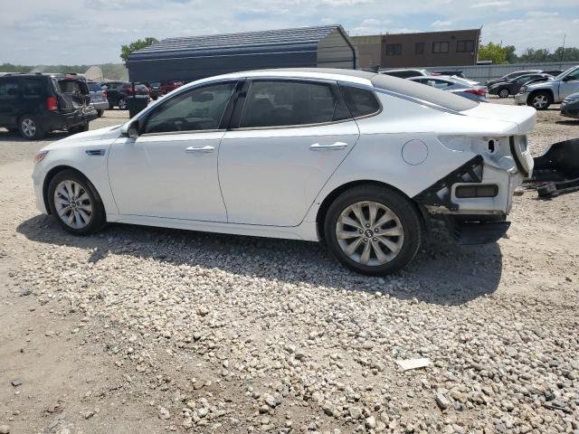 Фото 2 с аукциона – 2016 KIA OPTIMA EX с VIN 5XXGU4L35GG013786
