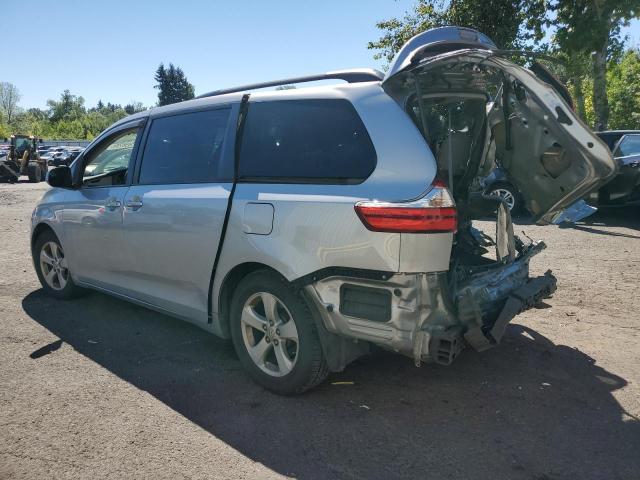 Photo 2 from auction – 2015 TOYOTA SIENNA LE with VIN 5TDKK3DC1FS563427