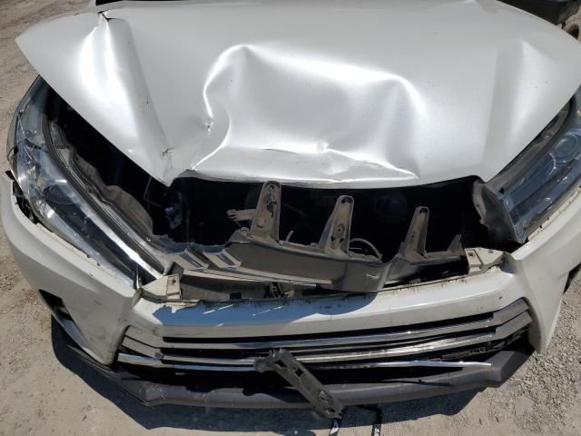 Photo 12 from auction – 2017 TOYOTA HIGHLANDER with VIN 5TDDZRFH8HS468222