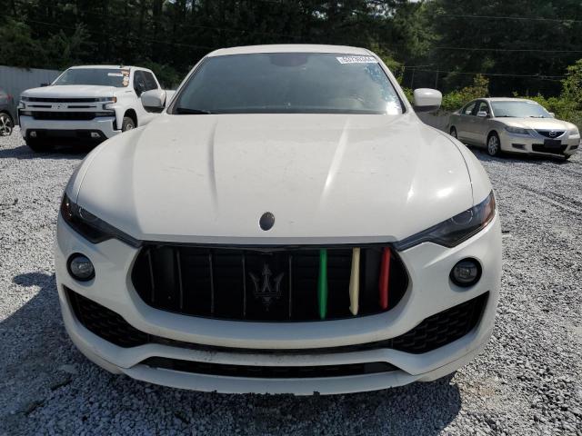 Photo 5 from auction – 2017 MASERATI LEVANTE with VIN ZN661XUA9HX231404