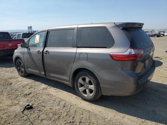 Photo 2 from auction – 2017 TOYOTA SIENNA with VIN 5TDZZ3DC1HS818977
