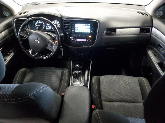 Photo 8 from auction – 2017 MITSUBISHI OUTLANDER with VIN JA4AD2A33HZ053905
