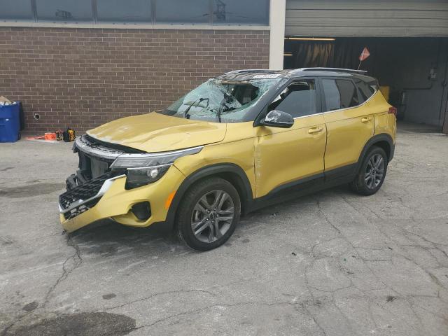 KIA SELTOS S 2023 with VIN KNDEU2AA1P7395496 - Photo from auction