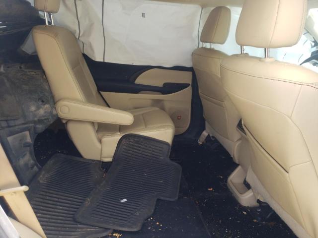 Photo 10 from auction – 2015 TOYOTA HIGHLANDER with VIN 5TDDCRFHXFS008008