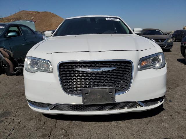 Photo 5 from auction – 2015 CHRYSLER 300 LIMITE with VIN 2C3CCAAGXFH931507