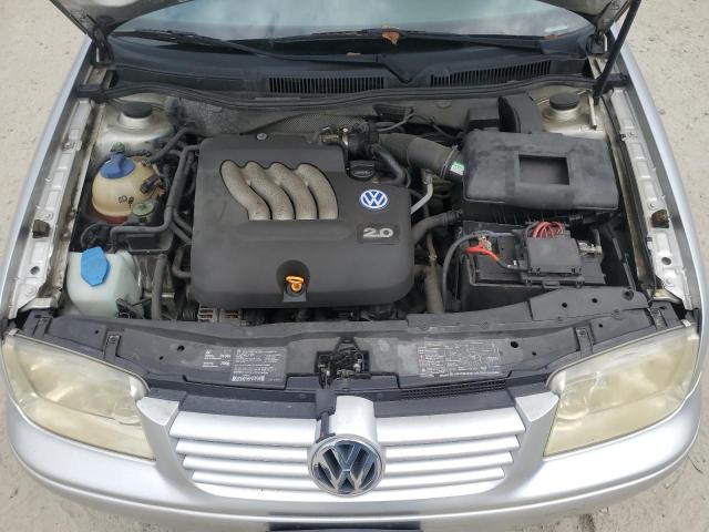 Photo 11 from auction – 2001 VOLKSWAGEN JETTA GL with VIN 3VWRK29M51M050469