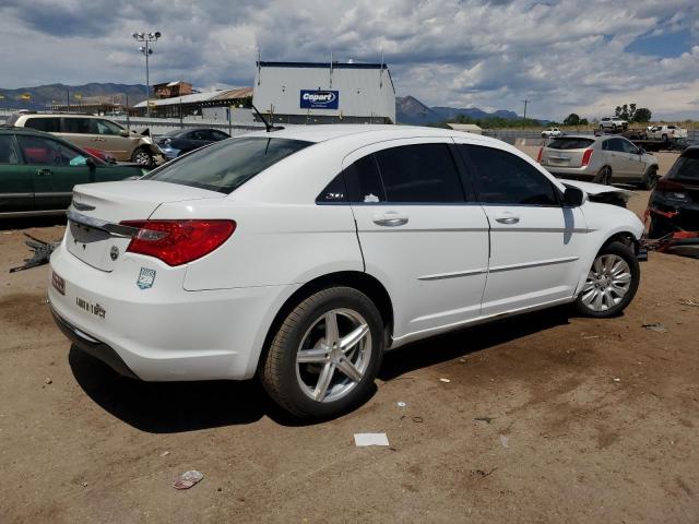 Photo 3 from auction – 2013 CHRYSLER 200 LX with VIN 1C3CCBAB8DN588730